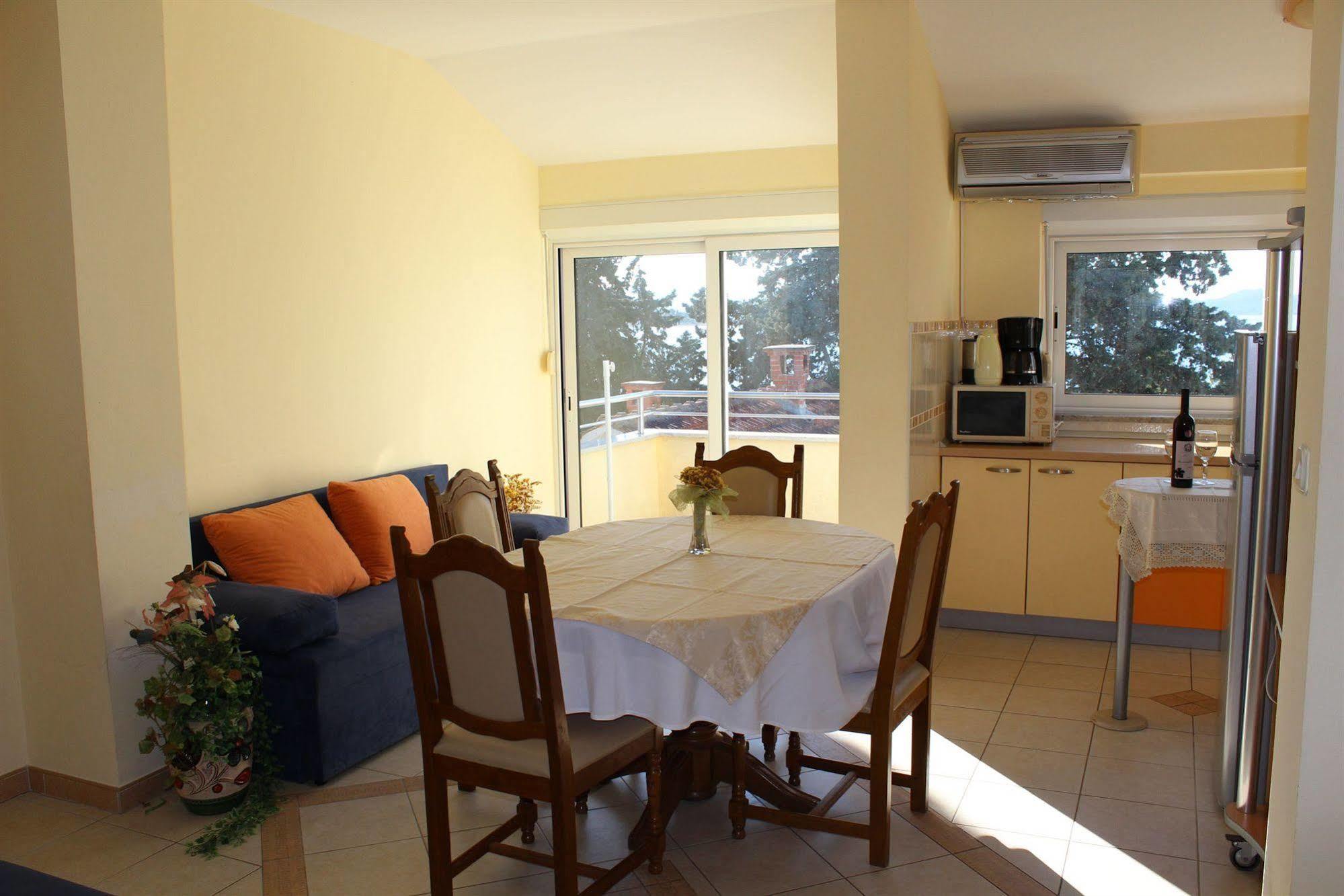 Guest house Diklo Rooms-adults Only Zadar